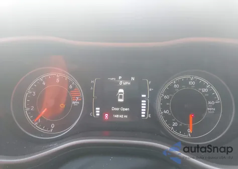 2017 Jeep Cherokee Latitude 4X4 из США, поврежденный, VIN 1C4PJMCB7HW618795